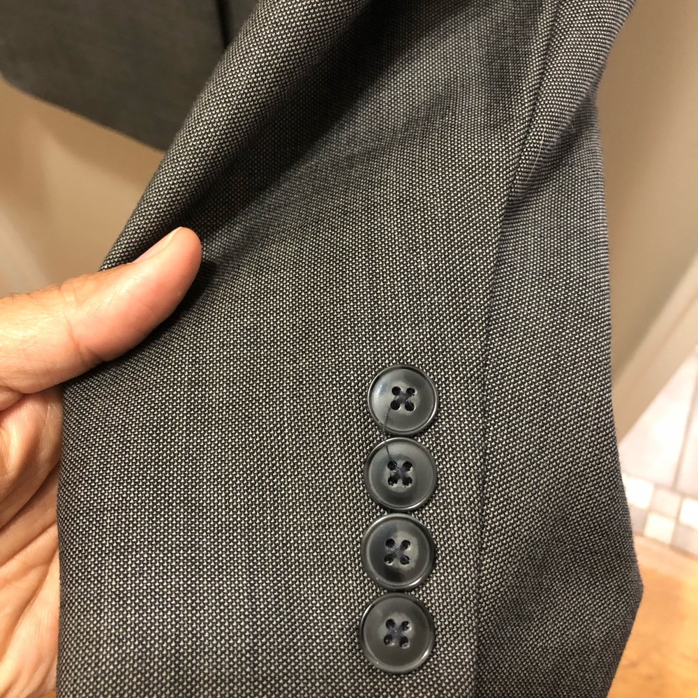 Men - Slim Fit 40L Suit